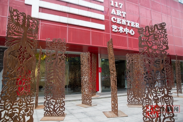 無與倫比抽象美，藝術家的抽象作品展覽值得看(圖8)