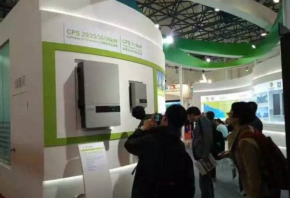 正泰電源攜最新產品參加了本次中國光伏四新展(圖9) 正泰電源攜最新產品參加了本次中國光伏四新展(圖9)