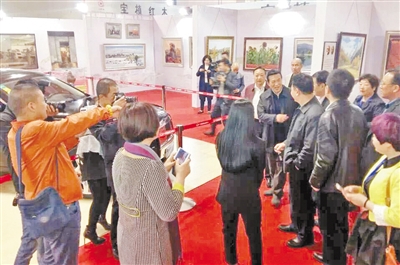 第六屆蘭州藝博會昨日盛大啟幕 氣氛火爆(圖3)