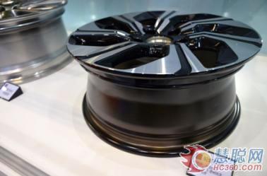立邦WSA-100汽車水性輪轂涂料兼具“環保、經濟、高品質”三大特質（圖為展示品） 