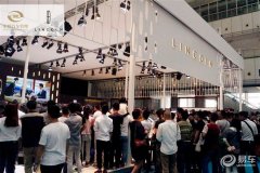 著名相聲大師苗阜蒞臨林肯展臺 與現場觀眾共同體驗